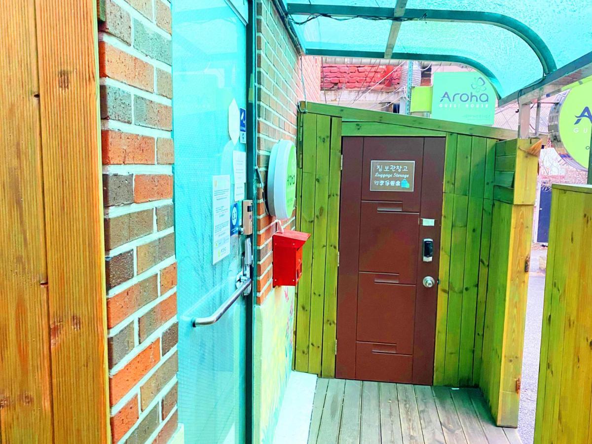 Aroha Guesthouse Seoul Station Exterior photo
